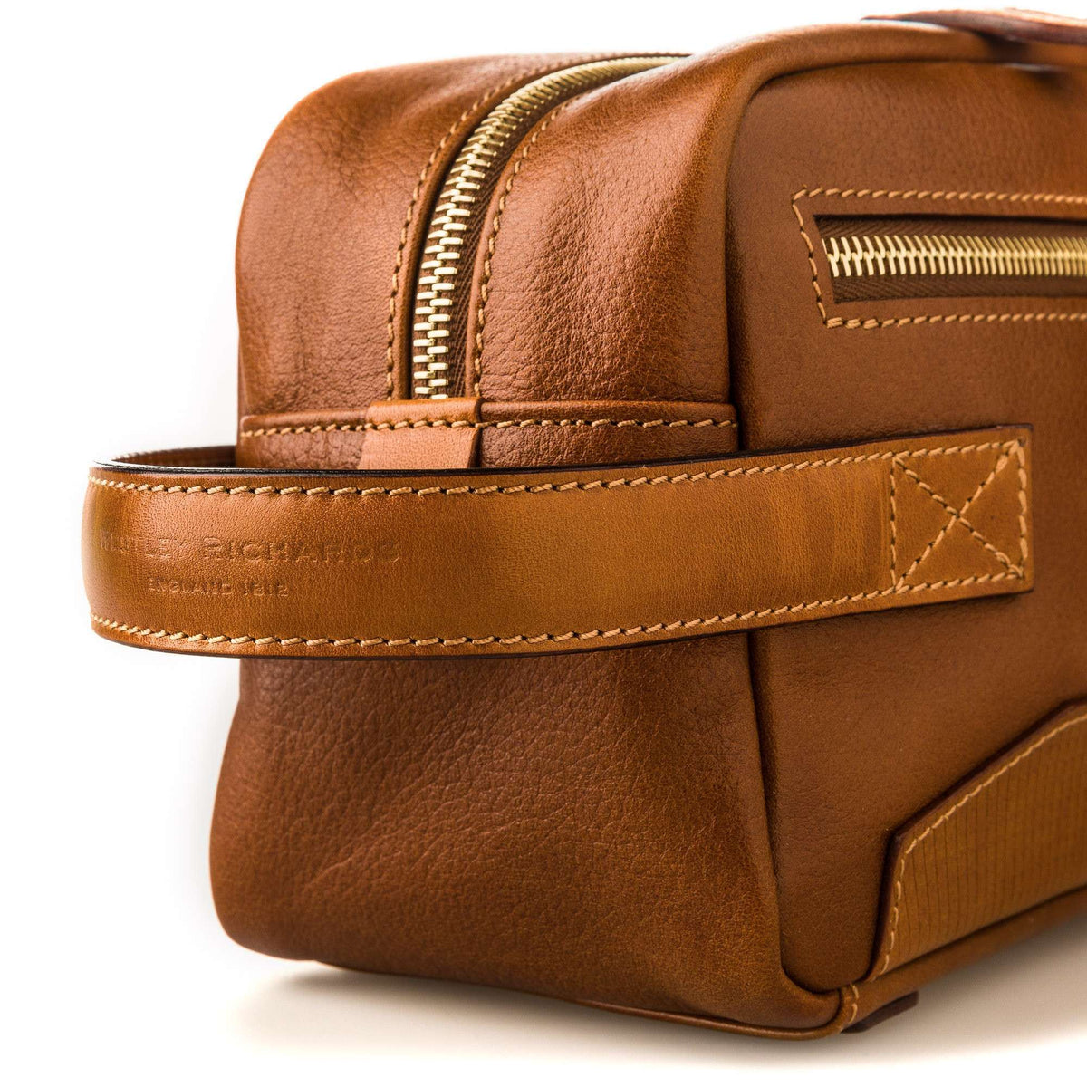 Westley Richards <br> Bournbrook Washbag in Mid Tan