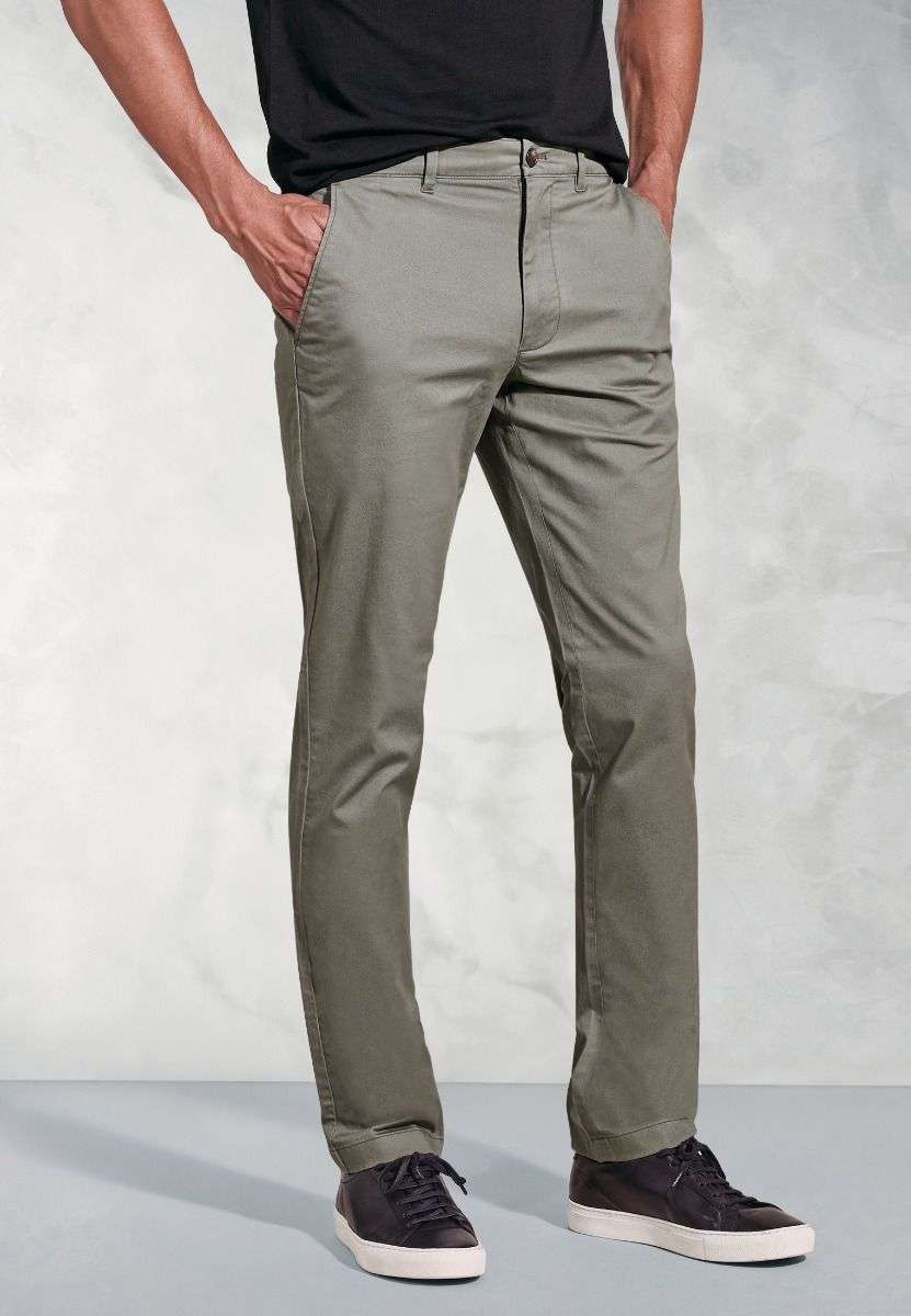 Brook Taverner <br> Leo Chino Olive