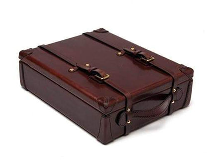Leather travel case with Port wine and 10 glasses
